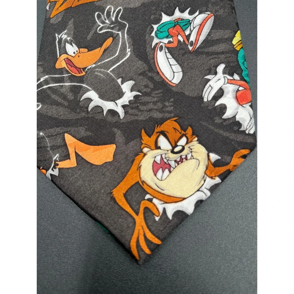 Looney Tunes Mania 1994‎ Mens Neck Tie Bugs Bunny Daffy Taz Marvin the Martian